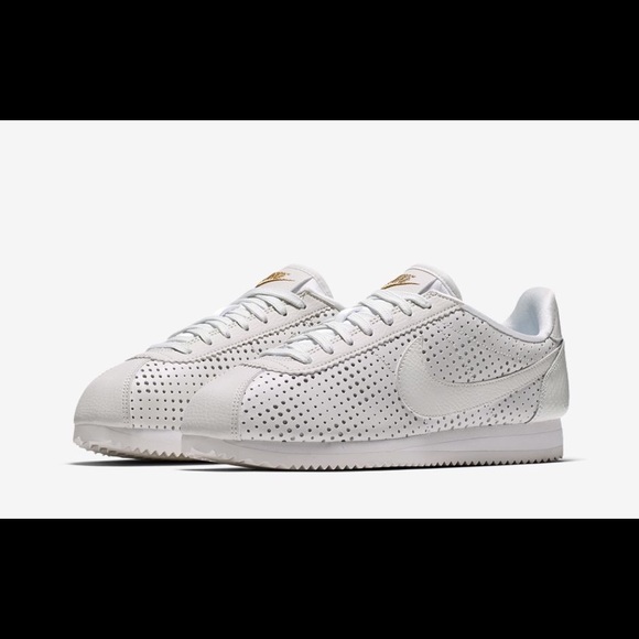 nike cortez perforated